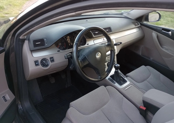 Volkswagen Passat cena 16900 przebieg: 268012, rok produkcji 2008 z Kutno małe 37